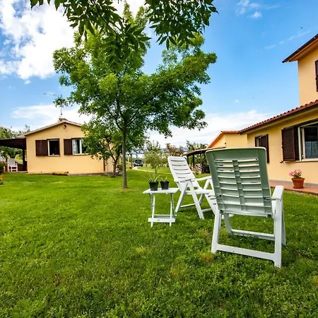 Agriturismo Podere Pernice شقة فندقية